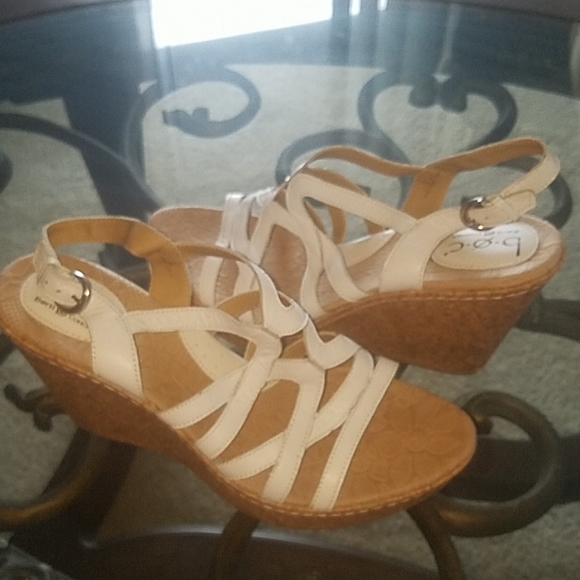 🎉Sale $35 b.o.c. Platform Wedges - Picture 8 of 12